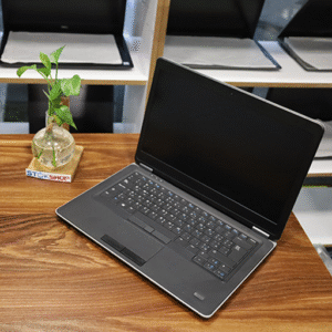 لپ تاپ استوک Dell Latitude E7440 i7